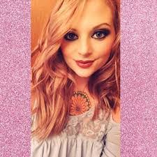 Danielle Leffler's Instagram, Twitter & Facebook