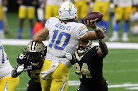 Drew brees is an established american football quarterback for nfl's new orleans saints. La Chargers Justin Herbert Outplays Drew Brees Game Grade
