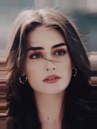 Eskiya Dunyaya Hukumdar Olmaz Oyunculari Untitled Notitle Eskiya Dunyaya Hukumdar Olmaz Kurtlarvadisi G In 2020 Beautiful Girl Face Beauty Girl Muslim Beauty