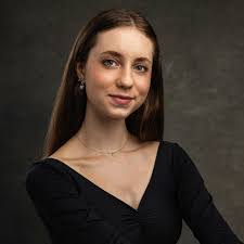 Jamie Nease's Instagram, Twitter & Facebook