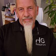 Old boy talking bout let em go HELLL NAHHH get that mf near that water wtf  😭😭