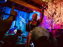 Outta Shorts - Live music