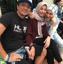 Meskipun sudah lama khabar angin berterbangan. Akui Tahu Masalah Rumah Tangga Bekas Suami Erra Fazira Beri Kata Semangat Buat Laudya Cynthia Bella