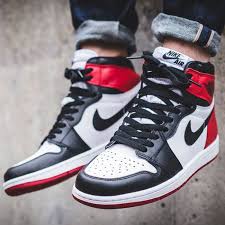 Air Jordan 1 Retro High Og Black Toe In 2020 Air Jordans Sneakers Fashion Jordan 1 Black