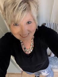 I'm really enjoying painting clay pots but I think this is my favorite.