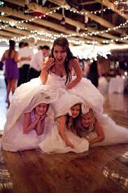 39 Lustige Hochzeitsfotos Ideen Hochzeitsfotos Ideen Lustige Originale Lustige Hochzeitsfotos Hochzeit Bilder Fotos Hochzeit