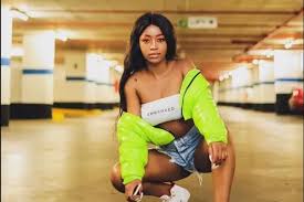 In the same manner, her personal life has also attracted attention following the rumors that she was dating musical artist, focalistic. Mzansi Reacts To Virgin Kamo Mphela Falling On Stage During Idolssa Performance Video Celeb Gossip News