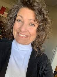 Jackie Romine's Instagram, Twitter & Facebook