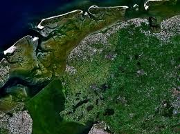 It had a population of around 1,363 in. Friesland è‹±èªžè¾žå…¸ã§ã®frieslandã®å®šç¾©ã¨åŒç¾©èªž