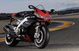 She was raised in rockwood, tennessee during her early childhood. 40 Megan Fox On Motorcycle Wallpaper On Wallpapersafari