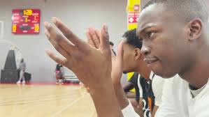 Tae Jackson plays with the BIG DAWGS.