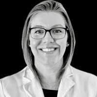 Rachelle Ryan's Instagram, Twitter & Facebook