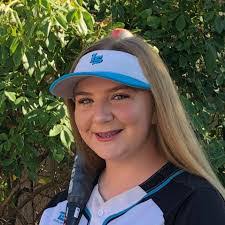 Ella Moser's Instagram, Twitter & Facebook