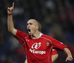 El betis se fija en borja valero para reforzar su medularel centrocampista madrileño, que tiene 35 años, termina su contrato con el inter de milán y puede regresar a laliga nueve temporadas después. Real Mallorca Borja Valero Anuncia Su Retirada