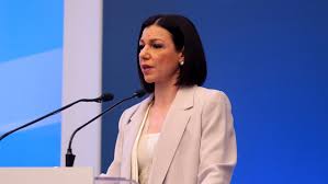 Τα μέτρα θα ξεκινήσουν από αύριο, 4.3.2021 στις έξι το πρωί μέχρι 16.3.2021 στις 06:00 το πρωί, με εξαίρεση την πε λάρισας όπου τα μέτρα θα ξεκινήσουν από το σάββατο, 6 μαρτίου 2021 στις 6 το πρωί. Kybernhsh Ta Nea Metra Gia Thn Antimetwpish Toy Korwnoioy Akyrwnetai H De8 Skai
