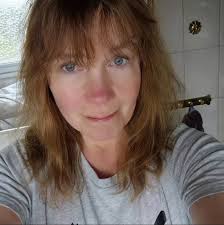 Pretty Blue Eyes, I'm live in Lake Placid Florida. You know I'm and old  man. My name is Jorge and I consider myself a grumpy old man.