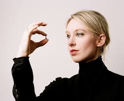 The couple live together in san francisco. Die Unglaubliche Geschichte Der Hochstaplerin Elizabeth Holmes Peakd