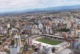 21 em janeiro estreou no campeonato catarinense com uma derrota por 1 a 0 para o figueirense no estádio orlando scarpelli. Fotos De Criciuma Sc Cidades Em Fotos