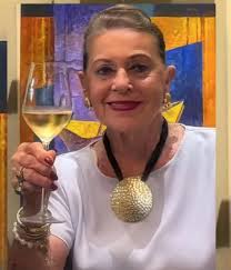 Carmen Abondano de Dávila: Liderazgo Empresarial y Humano desde el Caribe  Colombiano — IBERO.NEWS