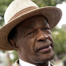 Marion Barry's son, and many others, contemplate filling his Ward 8 Council  seat