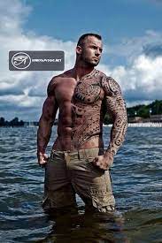 ˈmaːɔɾi (listen)) are the indigenous polynesian people of mainland new zealand. Pin On Sleeve Tattoo Ideas