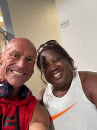 Leaving the gym like “i pick things up and put them down”