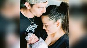 Search for text in self post contents. Big Brother Jessica Graf And Cody Nickson S Baby Girl Has Arrived Soap Dirt