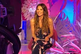 La conduttrice è apparsa un po' imbarazzata e ha subito detto la sua. Bianca Guaccero La Rinascita Dopo La Fine Del Matrimonio Con Dario
