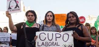 Charlamos con la activista lohana berkins meses antes de su fallecimiento junto a los estudiantes del bachillerato popular trans mocha celis. Presentan La Ley Nacional Lohana Berkins De Inclusion Laboral Formal Trans Y Travesti Latfem