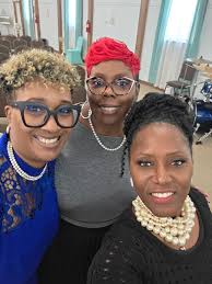 📣 The Straight SNAPPED Magazine brings you seasons greetings from Dr.  Darrell M Canady (S.S. Editor-in-Chief) & Ms. Ashley Knight of Nathan's  Oils & MORE in the Salisbury Mall! 🎁 Enjoy your