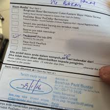 Pejabat pos sungai tong — unethical behaviour. Photos At Pejabat Pos Post Office Post Office