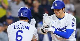 アンニョンハセヨ、ヘソンさん」韓国語を覚える大谷翔平が話題に… 韓国メディアも夢中になる26歳キム・ヘソンとの“まるで兄弟”な関係（3／4） -  MLB - Number Web - ナンバー