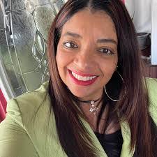 Migdalia Algarin's Instagram, Twitter & Facebook