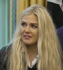 I've never felt more self conscious than I do rn about my hair 😭