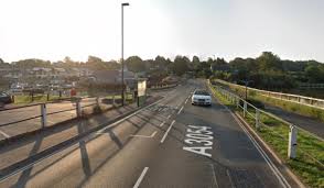 Isle of Wight traffic disruption with closure of Kite Hill in Wootton