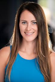 Chelsea Beckett's Instagram, Twitter & Facebook