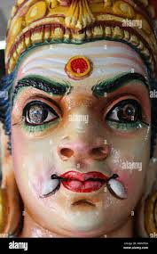 Hindu temple singapore hi-res stock photography and images