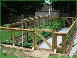 Vegetable Garden Acquire More Away From Your Garden With These Tips Simple Backyard Gardening Garden Layout Vegetable Vegetable Garden Raised Beds Raised Vegetable Gardens