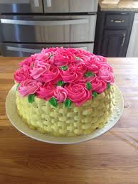 Butter Icing Birthday Cake Designs For Mother Mother S Day Cake Basket Of Flowers Cake Cake Basket Flower Basket Cake Cake Decorating