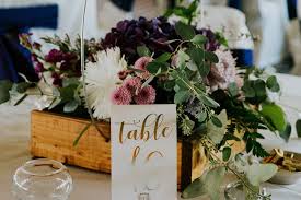 Wedding vendors and venues, real weddings, photos, and message boards. Wedding Flowers Clover And Honey Clover And Honey Floral Blog With Tips And Flower Stories