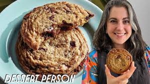Claire Saffitz Makes Chocolate Chip Cookies Dessert Person Youtube In 2021 Chocolate Chip Cookies Make Chocolate Chip Cookies Choc Chip Cookies