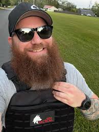 New vest who dis!?! Feels good to sweat  again!!!🤘🏼🔥🤘🏼🔥🤘🏼🔥🇺🇸🇺🇸🔥🤘🏼🔥🤘🏼🔥🤘🏼🔥🤘🏼 #onesteponerep  #cappswisdom #cwisback #mondays #newday #newdaynewstart #smilemoreoften  #inked #smilemore #trainingmotivation #keepgoing #tattooed ...