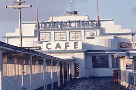 It is governed by three tiers of local government in morecambe town council, lancaster city council and lancashire county council. Morecambe Central Pier National Piers Society