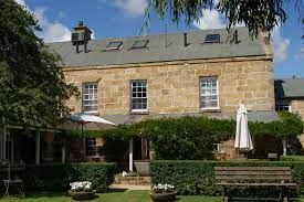 The red feather inn is a collection of notable buildings located in hadspen near launceston. On The Convict Trail Red Feather Inn Hadspen