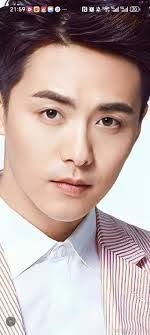 Phoebe Tong's Instagram, Twitter & Facebook