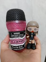 One look at the trailer for comedy central's new series the other two and it's easy to see why people have been quick to call it a parody of justin bieber's rise to fame. Blackpink Micro Pop Stars Hobbies Toys Toys Games On Carousell