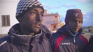 Unga på flykt misshandlas