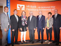 Zum repräsentativen beispiel und zum wunschkreditrechner. Vr Bank Flensburg Schleswig Gebremstes Wachstum Shz De