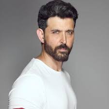 Hrithik roshan's mother pinkie roshan is a beaming inspiration of fitness for all age groups. After Covid 19 Paused Bollywood Franchise Krrish Hrithik Roshan Is Finally Back On Set So How Did He Overtake Shah Rukh Khan To Become One Of India S Best Loved Stars South