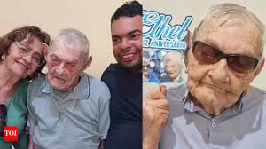 World's oldest living man João Marinho Neto marks 113 years with family  celebration and shares secrets to health and happiness | World News - The  Times of India